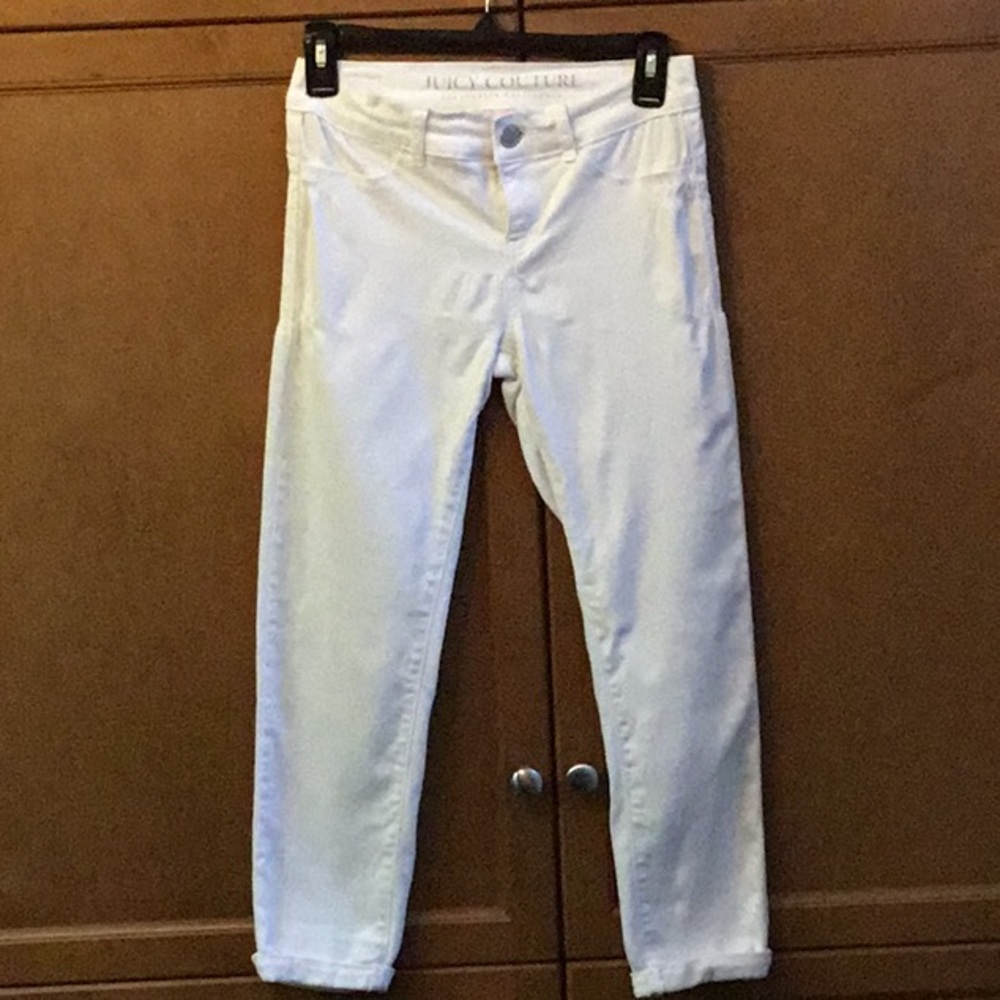 Juicy Couture White Ankle/Capri Pants